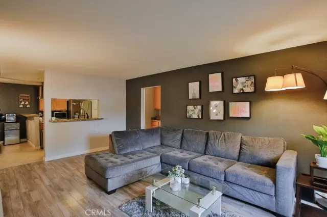 MLS: OC23009464 Condo For Sale