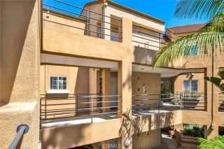 Photo #4: OC23009666 Listing 