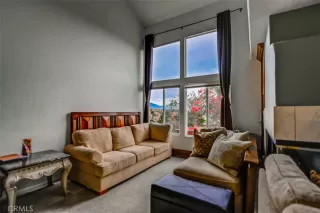 Photo #2: OC23009733 Listing