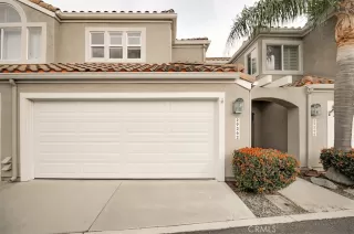 Photo #3: OC23009733 Listing