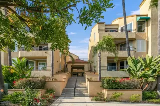 Photo #1: OC23010015 Listing 