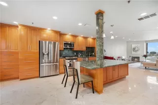 Photo #4: OC23010015 Listing 