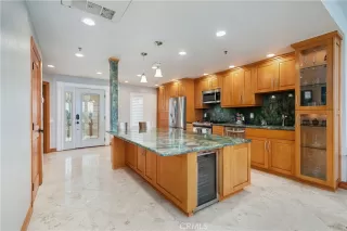 Photo #6: OC23010015 Listing 