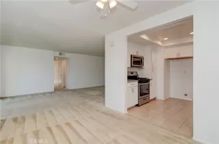 Photo #5: OC23010077 Listing