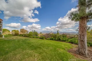 Photo #2: OC23010364 Listing