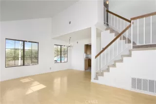 Photo #4: OC23010530 Listing 