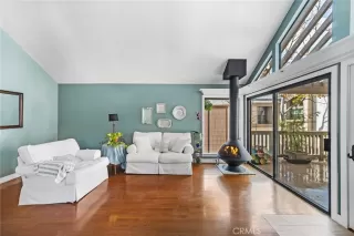 Photo #3: OC23010554 Listing 