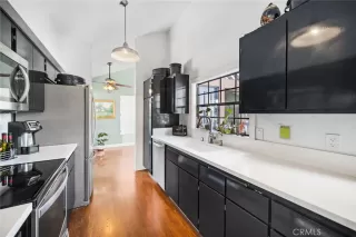 Photo #6: OC23010554 Listing 