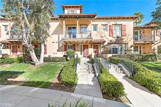 MLS: OC23011003 Condo For Sale