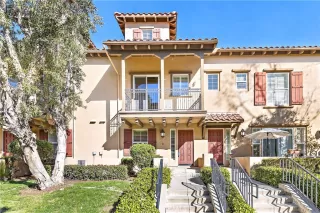 Photo #1: OC23011003 Listing 