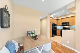 Photo #4: OC23011003 Listing 