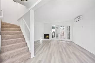 Photo #4: OC23011314 Listing 