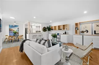 Photo #2: OC23012125 Listing