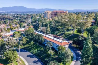 Photo #2: OC23012131 Listing