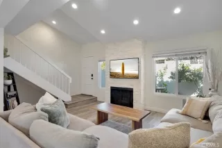 Photo #5: OC23012164 Listing 