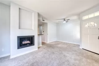 Photo #4: OC23012179 Listing 