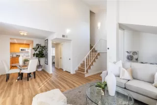 Photo #5: OC23012294 Listing 