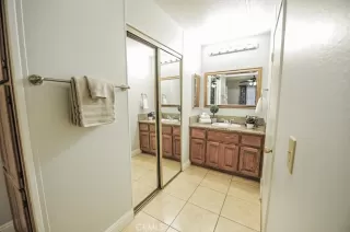 Photo #6: OC23012580 Listing