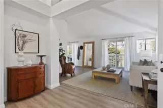 Photo #4: OC23012839 Listing