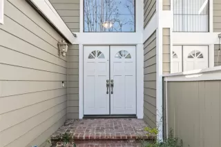 Photo #3: OC23012855 Listing 