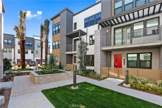 Photo #3: OC23013025 Listing 