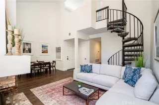 Photo #3: OC23013115 Listing 