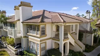 Photo #1: OC23013139 Listing