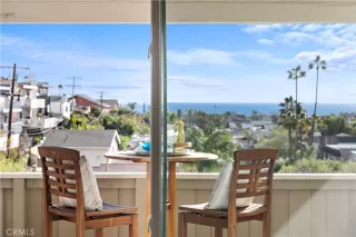 Photo #1: OC23013163 Listing 