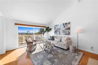 Photo #5: OC23013163 Listing 