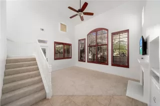 Photo #4: OC23013813 Listing 