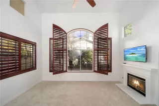 Photo #5: OC23013813 Listing 