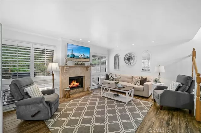 MLS: OC23013876 Condo For Sale