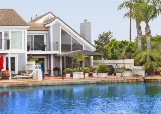 Photo #1: OC23013881 Listing 