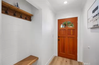 Photo #2: OC23014328 Listing