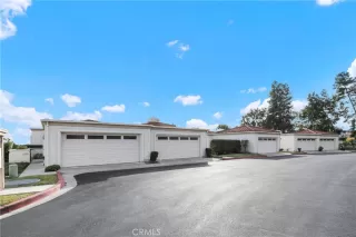 Photo #6: OC23014498 Listing