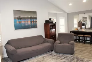 Photo #6: OC23014776 Listing 