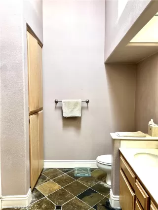 Photo #6: OC23014860 Listing 