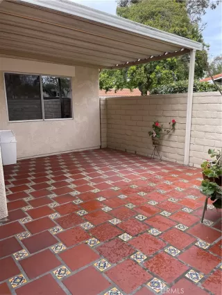 Photo #4: OC23014990 Listing