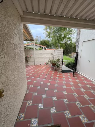 Photo #5: OC23014990 Listing