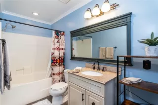 Photo #4: OC23015039 Listing