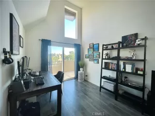 Photo #6: OC23015360 Listing