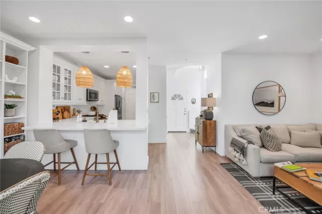 MLS: OC23015663 Condo For Sale