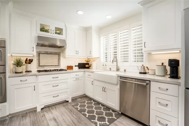 MLS: OC23015773 Condo For Sale