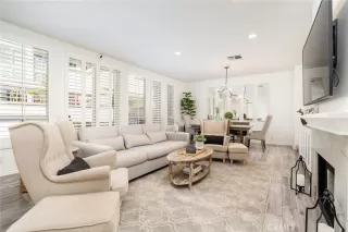 Photo #5: OC23015773 Listing 