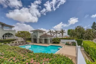 Photo #2: OC23015891 Listing 