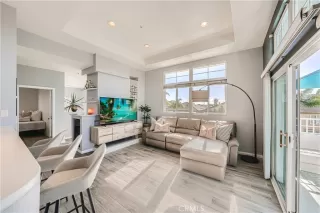 Photo #5: OC23015891 Listing 