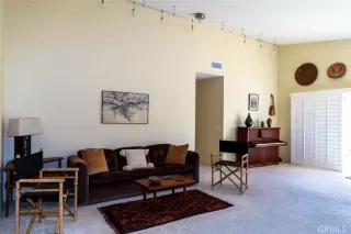 Photo #3: OC23016105 Listing