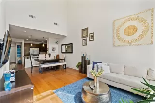 Photo #3: OC23016169 Listing