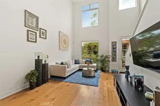 Photo #4: OC23016169 Listing