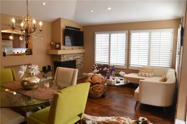 MLS: OC23016175 Condo For Sale